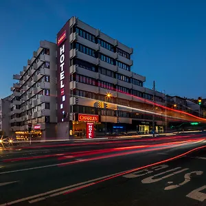 Charles Aparthotel
