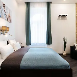 Comfy New At Castle Budapest
